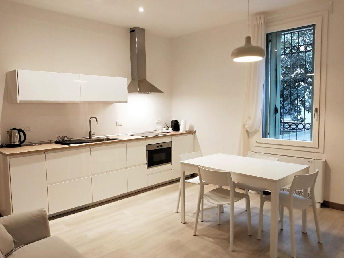Via Poma Apartments&Rooms Vérone Extérieur photo