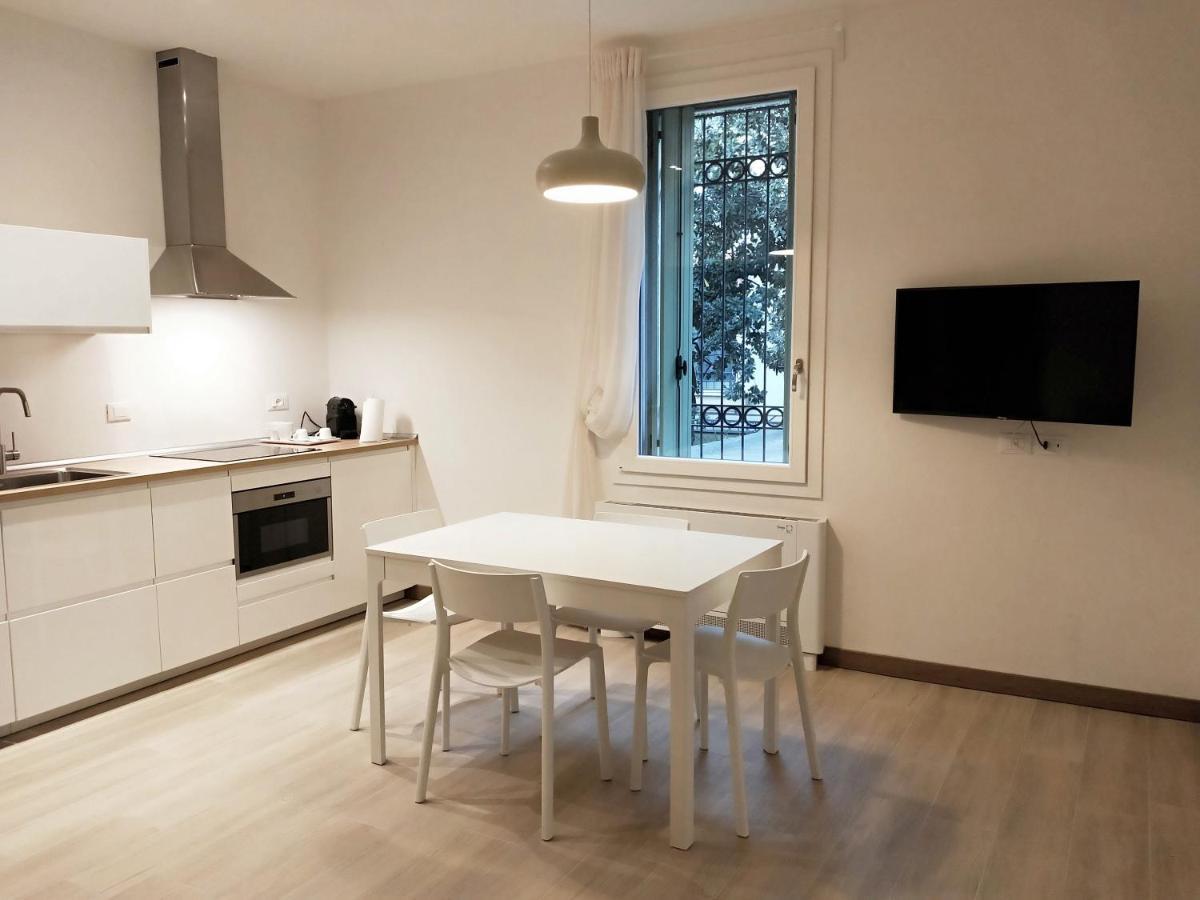 Via Poma Apartments&Rooms Vérone Extérieur photo